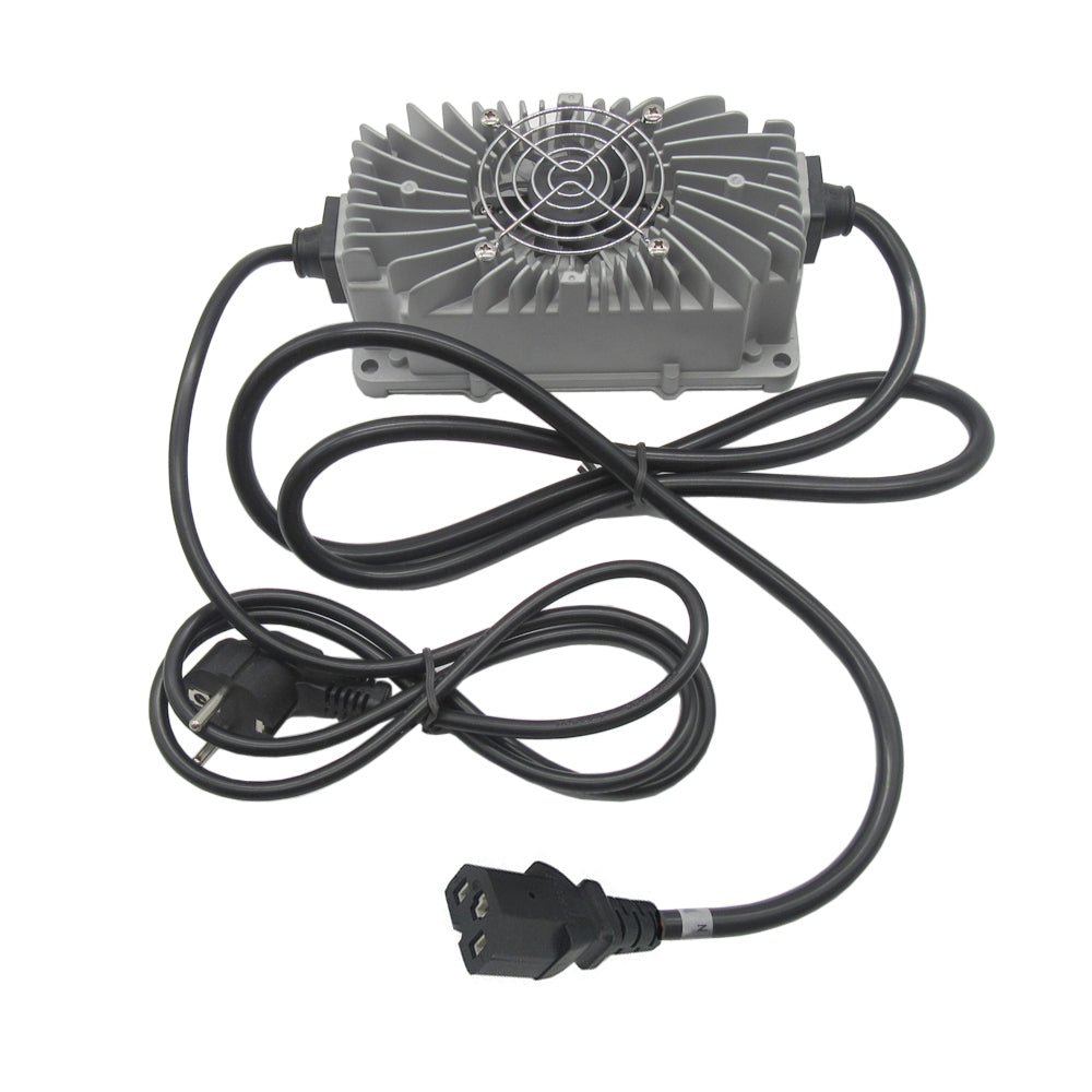 BAYADOU 67.2V 5A Lithium Fast Charger Waterproof 60V 16S 67V 30AH 50AH Golf Cart Smart Battery Charger IP67 3PIN IEC Connector