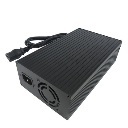 BAYADOU 60V 10A Li-ion 16S Tricycle Battery Fast Charger 67.2V 10A Lithium RV Golf Cart Energy Storage Charger SB50 IEC C13 Connector 220V Input