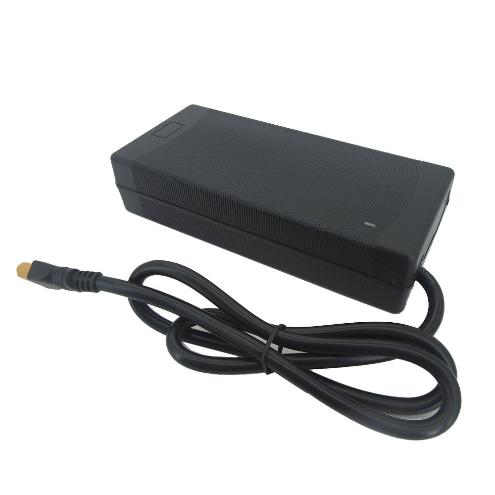 BAYADOU 16.8V 20A Lithium Battery Charger 4S 14.4V 14.8V UPS System Solar Car LFP Energy Storage RV Electric Tool Fast Charger XT60 XT90 220V Input