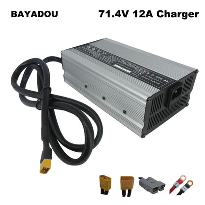 900W 71.4V 12A lithium battery charger suitable for 61.2V 62.9V 17S lithium-ion industrial equipment Golf Cart battery pack 110V / 220V Input