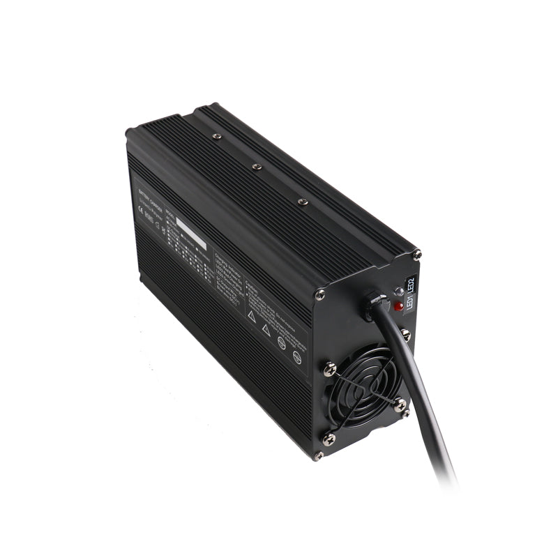 BAYADOU 900W 12.6V 30A Li-ion Fast Charger 10.8V 11.1V 12V 3S Lithium Energy Storage RV UPS Solar System Battery Chargers real capacity
