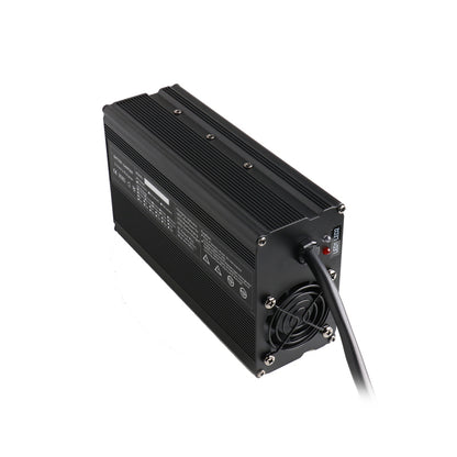BAYADOU 900W 12.6V 30A Li-ion Fast Charger 10.8V 11.1V 12V 3S Lithium Energy Storage RV UPS Solar System Battery Chargers real capacity